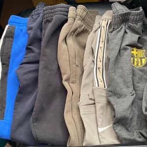 Bundle of 6 Boys Sweatpants.Size 8/10.Plus two socks
